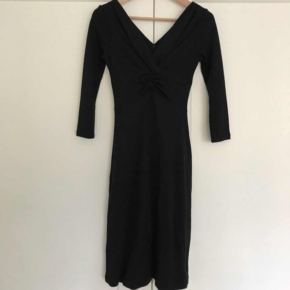 *New* Long Sleeve Black Banana Republic Dress